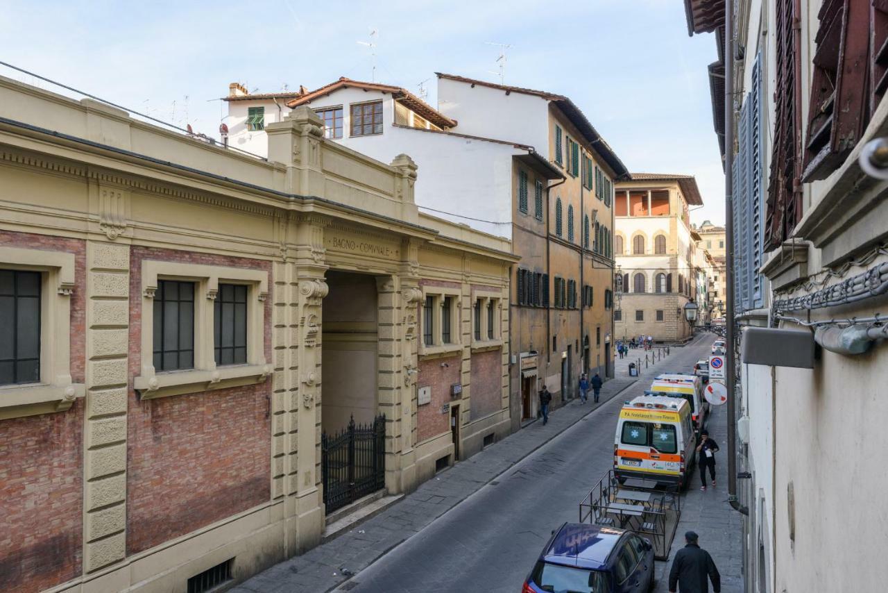 Santo Spirito Luxury Apartment Florence